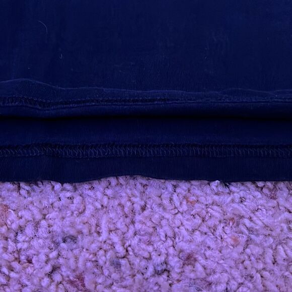 BOYS SIZE LARGE NHL PITTSBURGH PENGUINS SHIRT - Picture 7 of 8